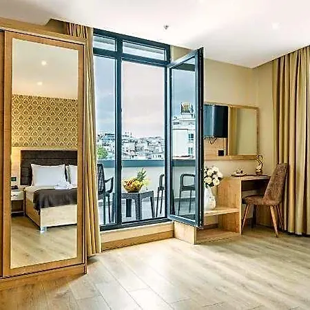 Hotel Emin Palace 3*
