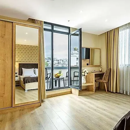 Hotel Emin Palace 3*