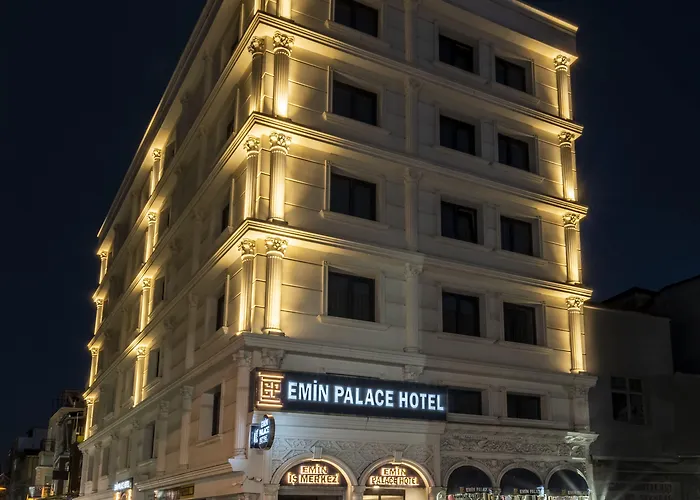 Emin Palace 3*