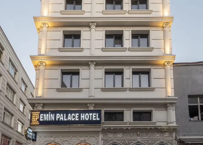 Emin Palace 3*