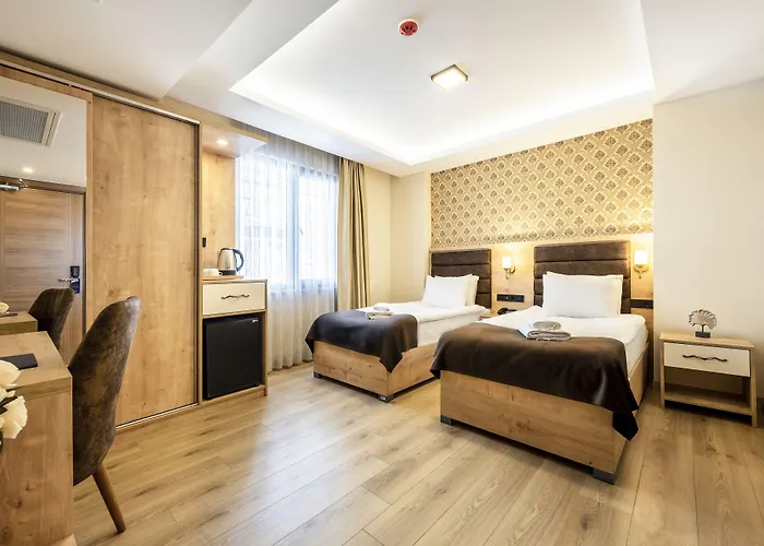 Emin Palace Ξενοδοχείο 3*